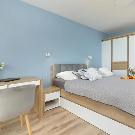 アパート Sea View & 10d10