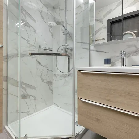 アパート Sea View & 10d10 *