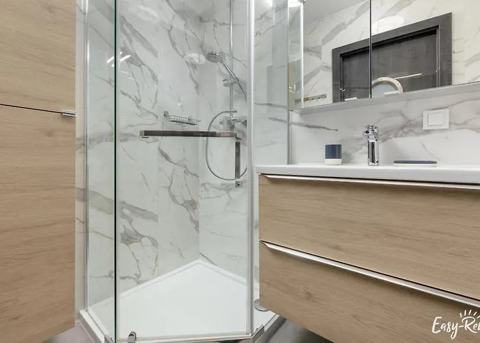 Διαμέρισμα Sea View & 10d10 *